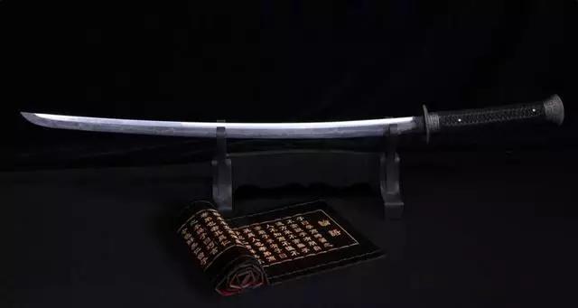 戚家刀十八路兵器皆不敌武士刀,中原兵器严重落后武士刀明军死伤4000