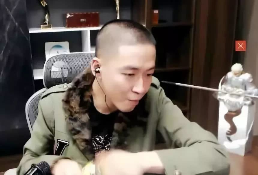 刘大美重返ks直播原因:重金赎身!方丈直播间冰冰vs莹少争榜!