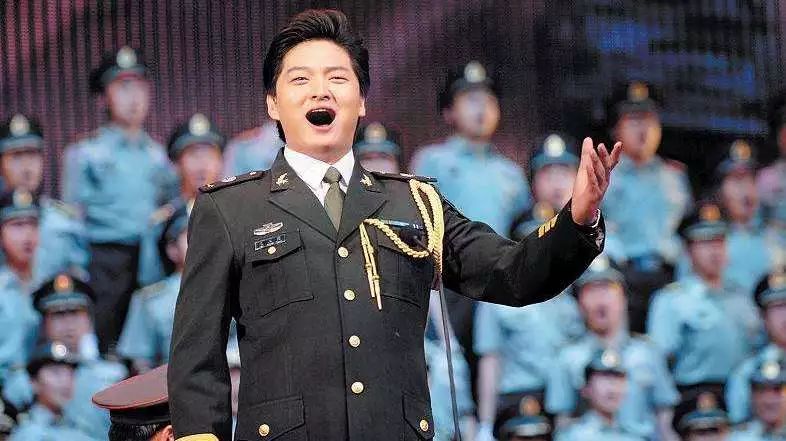 长腿好身材男高音,我可_王凯