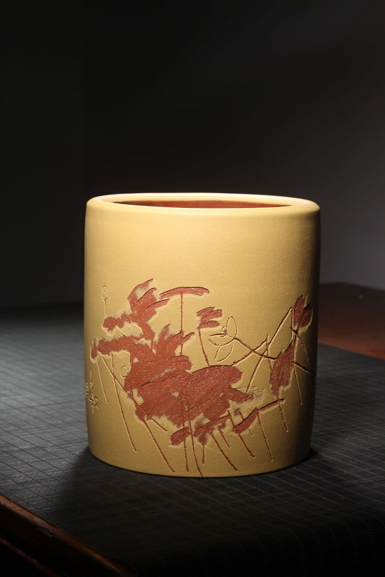 生长松紫砂陶刻艺术作品赏析