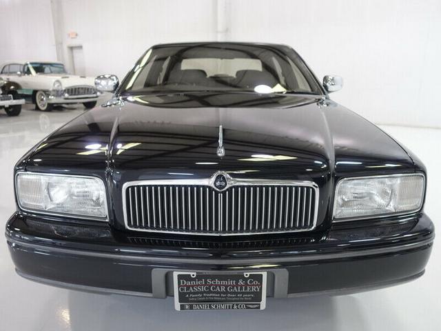 90年代最豪华日产presidentsovereignluxury配45升v8引擎