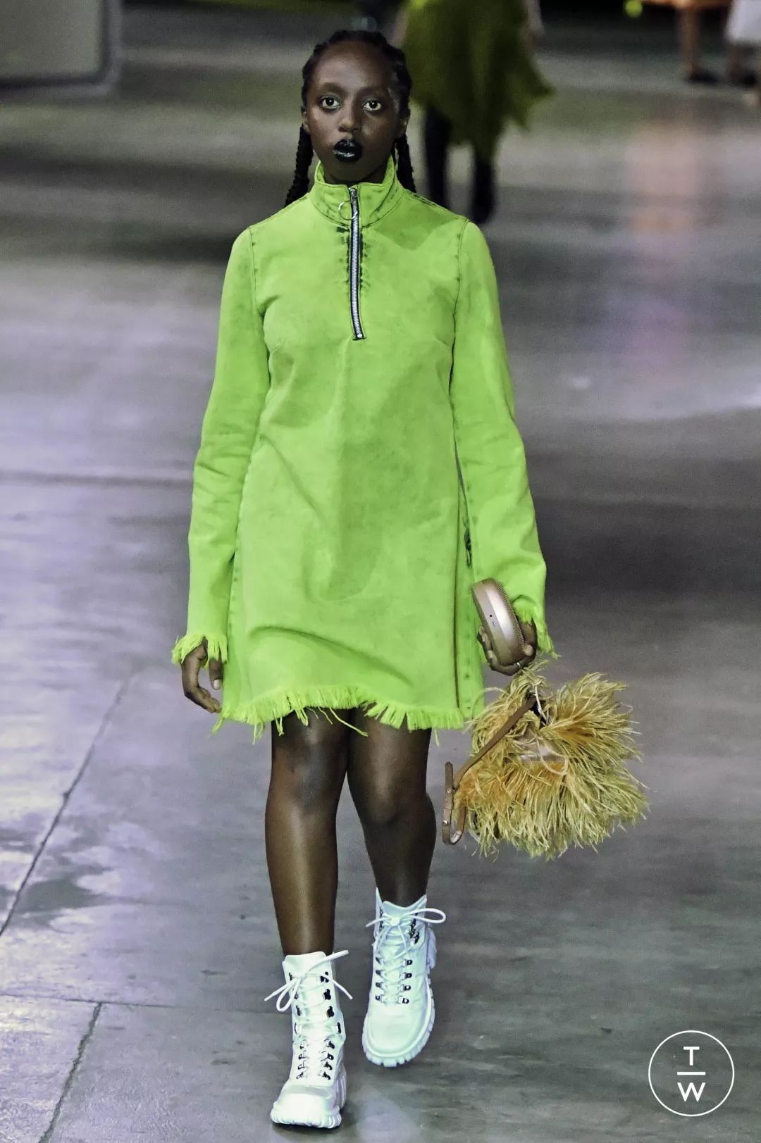 色彩青柠色为秋冬增添活力