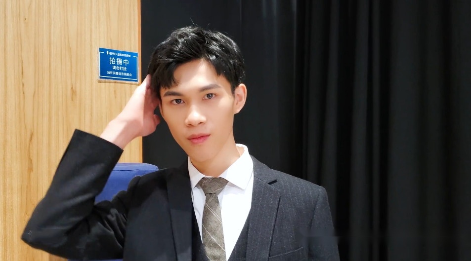 近日游戏中重要的"载具",居然和虎牙主播董系长杠上了,董系长最被人