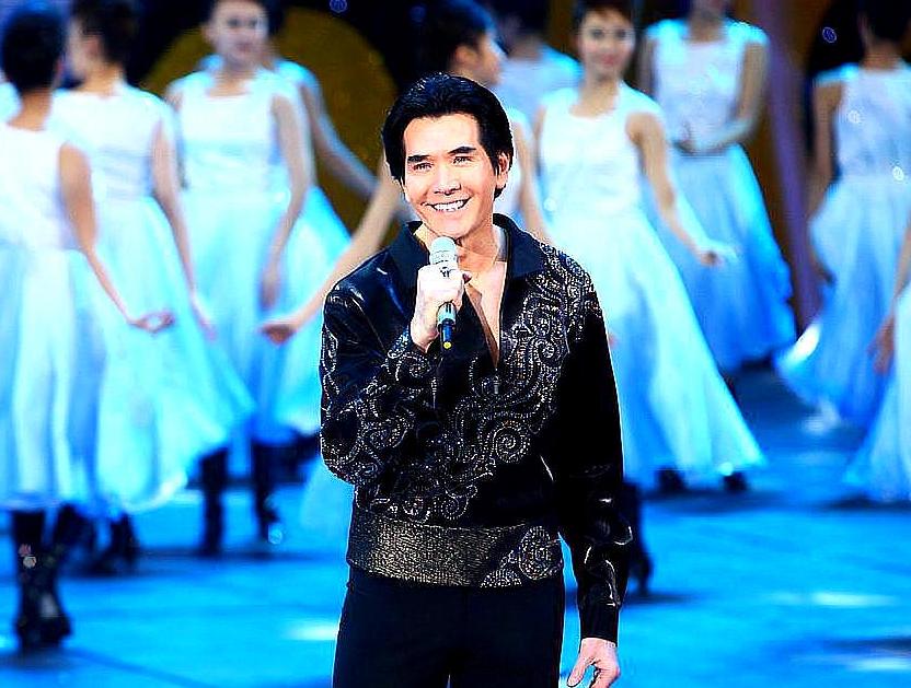 年近六旬费翔复出因身材太好获赞为拍戏放弃退休生活很敬业