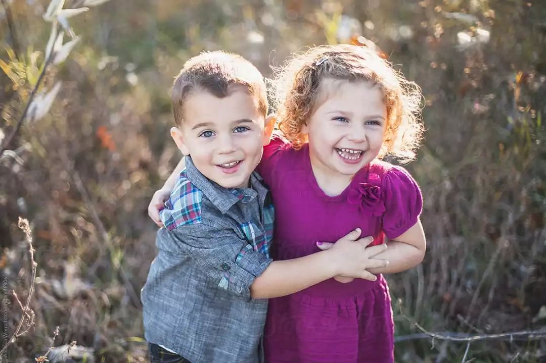 撒贝宁升级当爸,妻子李白诞下混血龙凤胎,网友:一直以为小撒单身!_bei