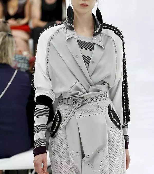 服装边缘设计与处理工艺明线锁边毛边包边镶边荷叶边