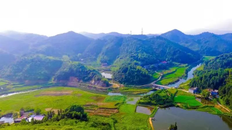 一泓清水向西流_上栗县