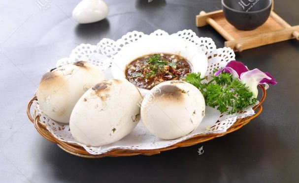 新疆最复古的十个地方小吃吃过7个以上算你厉害