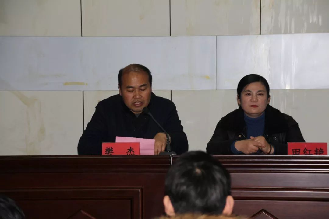 为爱前行鼎诚传媒跨业联盟再次资助赣榆高级中学29名学生