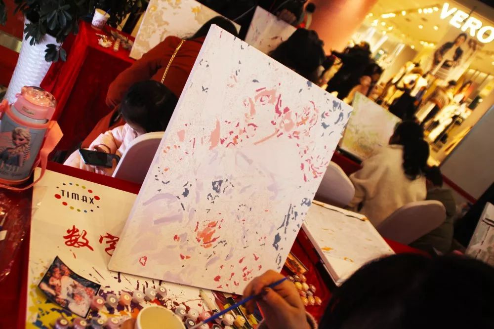 绘梦童年悦动笔尖学府苑数字油画diy活动圆满落幕