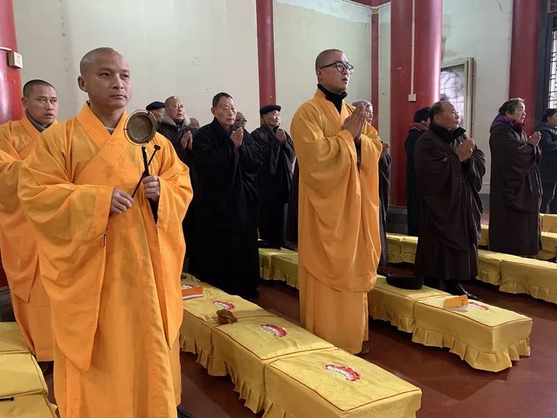 福慧双增2019年12月22日,农历十一月二十七日,宏觉寺举行己亥年冬
