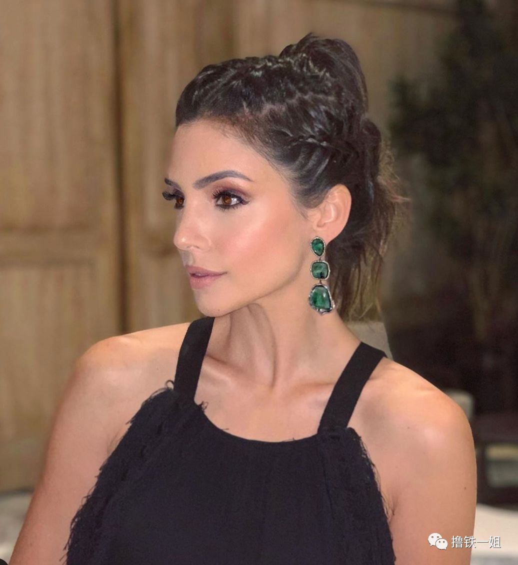 卡罗琳·塞里科