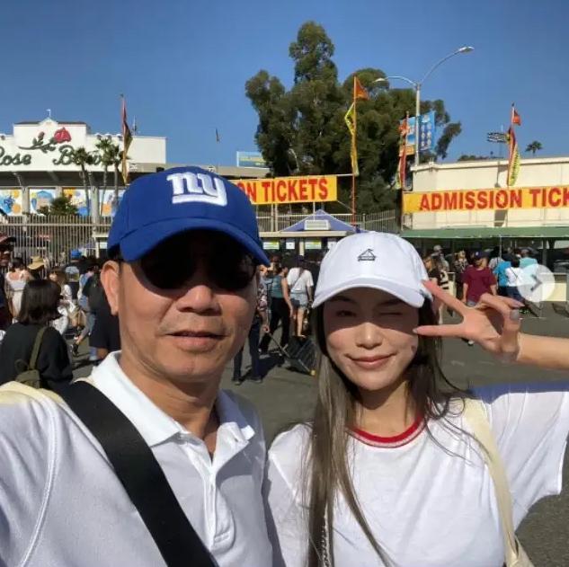 原创不愧是高以翔喜欢的女人bella爸爸注销ins账号bella却很给力