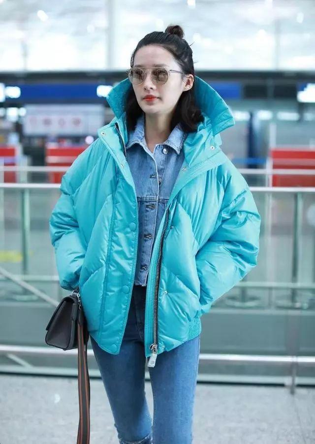 angelababy,张嘉倪这羽绒服也太一言难尽了…女明星能不能有点偶像