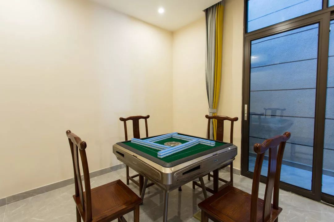 888元豪包惠林温泉候鸟度假6房别墅自动麻将机家庭影院ktvbbq免费温泉