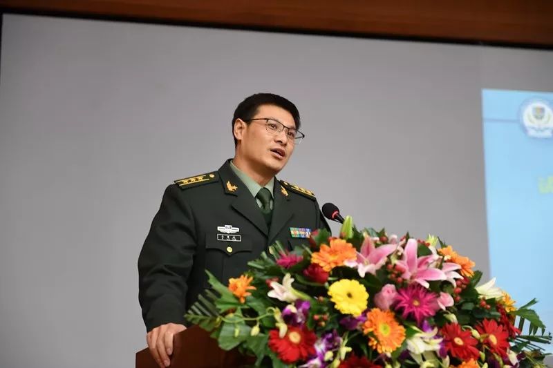 吉林大學白求恩醫學部學生工作辦公室主任吳劍鋒作報告▲陸軍軍醫大學