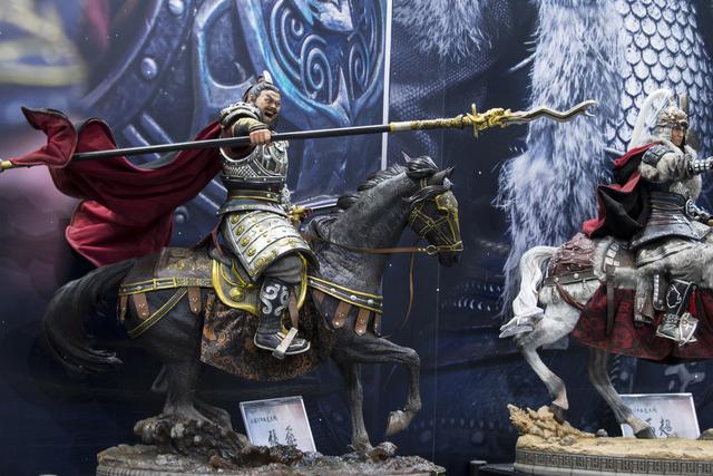 曹操为什么独哭典韦?关乎人性,关乎人才,关乎人气_吕布