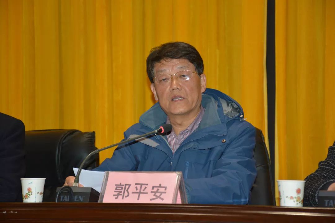 毕业生捐资助学献爱心暖人心田