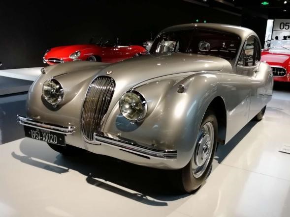 这些跑车界的老古董,当年也是帅出天际