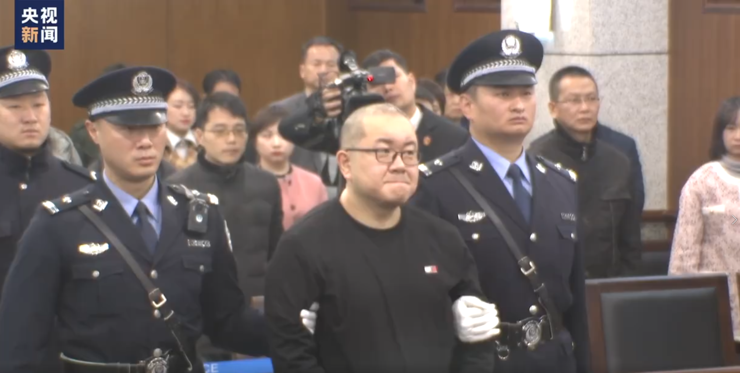 孙小果死刑,终极正义彰显扫黑除恶必胜决心!