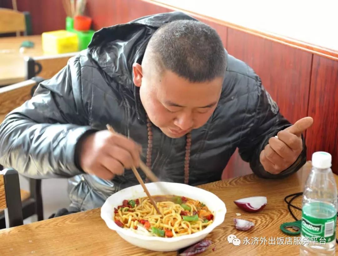 吴老二藤椒鸡捞面诠释小餐饮转型典范