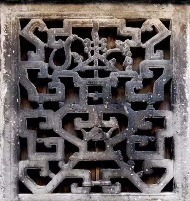 凝固的风情丨透过石窗探寻时光的秘密