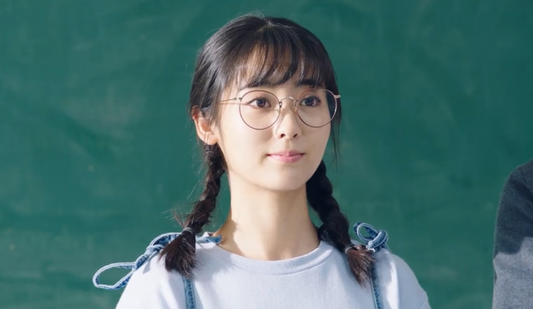 班长殿下的苏年年六岁开始学习杂技新剧和于朦胧cp