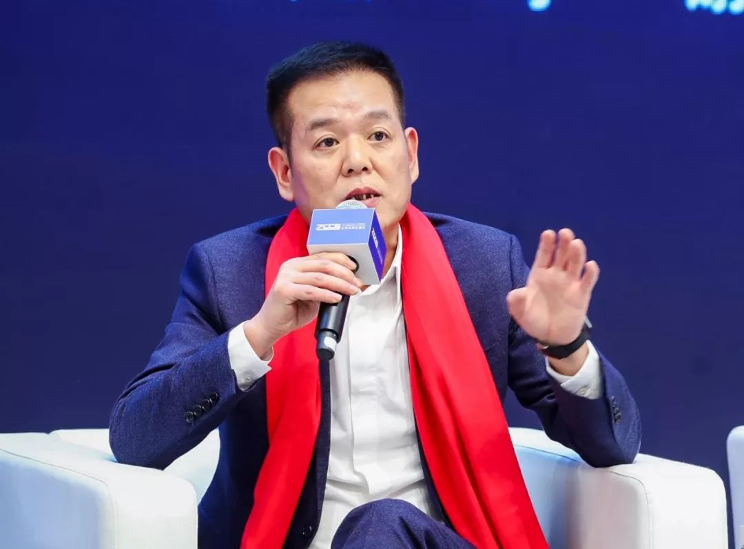 商会执行副会长,凯泉泵业董事长 林凯文林凯文:应该没有,刚才马云说19