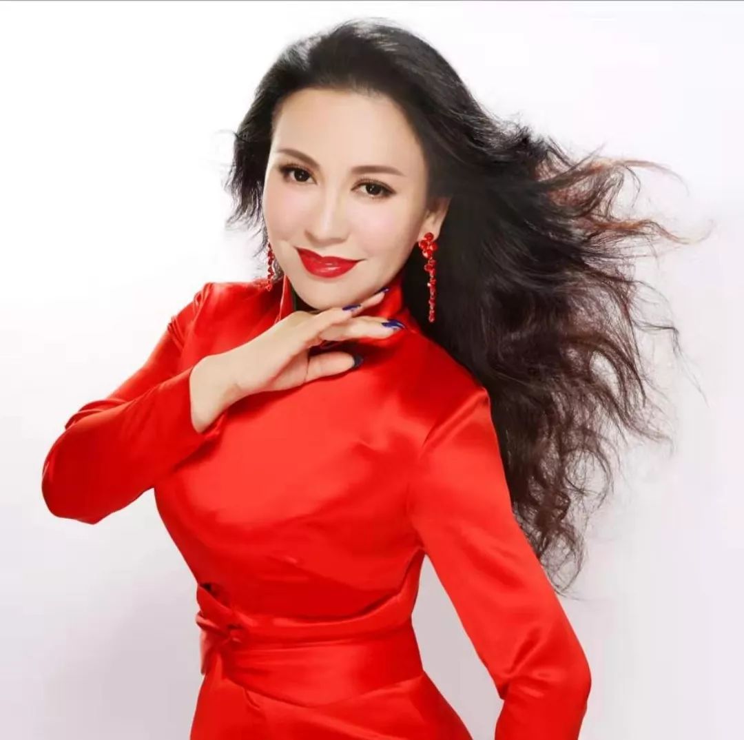 原广州军区战士歌舞团独唱演员,中国林业科学研究院沙林中心"防沙治沙