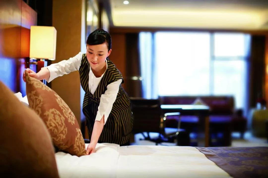 专访| 重庆国贸格兰维大酒店总经理金琼女士_客人