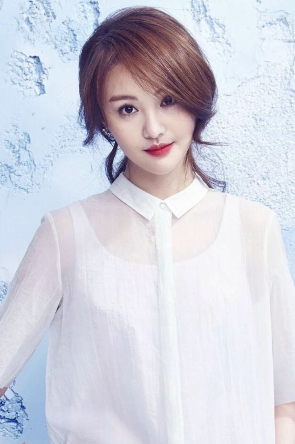 小八卦:张艺兴团队下场撕迪丽热巴?