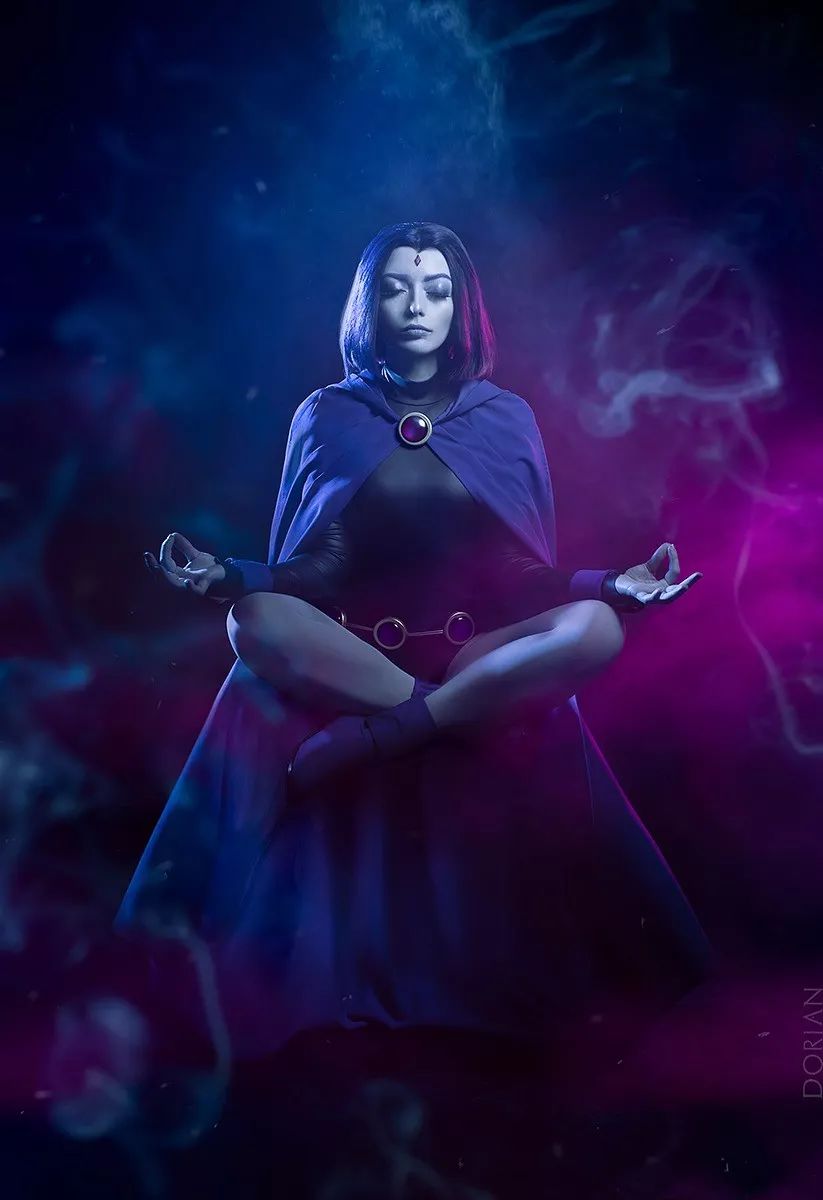 美漫美图赏乌鸦特辑少年泰坦的美少女气质多变的魔法系英雄