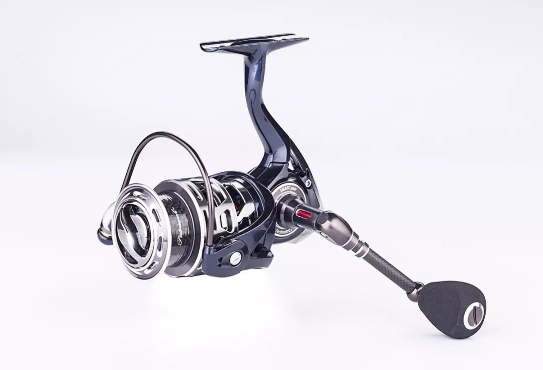 美国菲戈酋长二代纺车轮轻量手感专业性能入手便是圆满