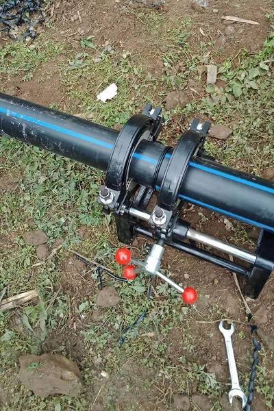 给水110pe管道热熔对接