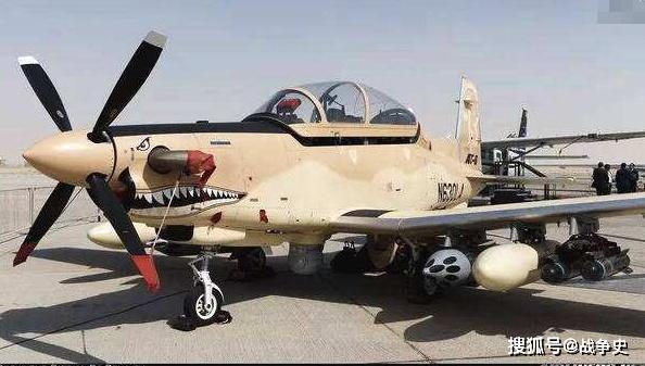 (美国生产at-6攻击机,在特朗普总统的美国优先政策下,似乎很有优势)