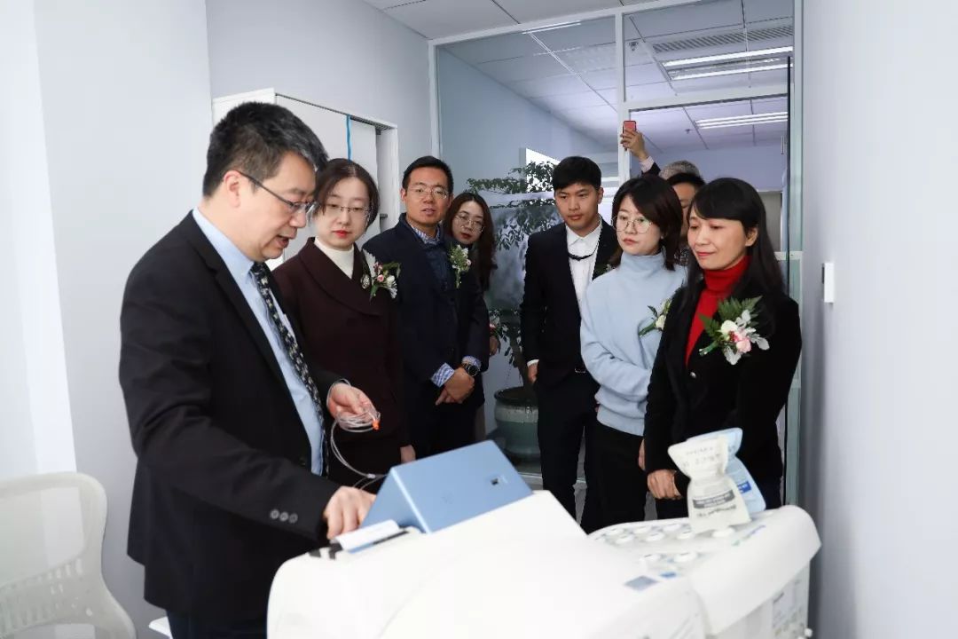 武进国家高新区管委会副主任李磊致辞△埃伦斯