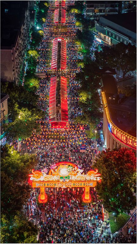 行花街啦今年广东的花样竟有这么多