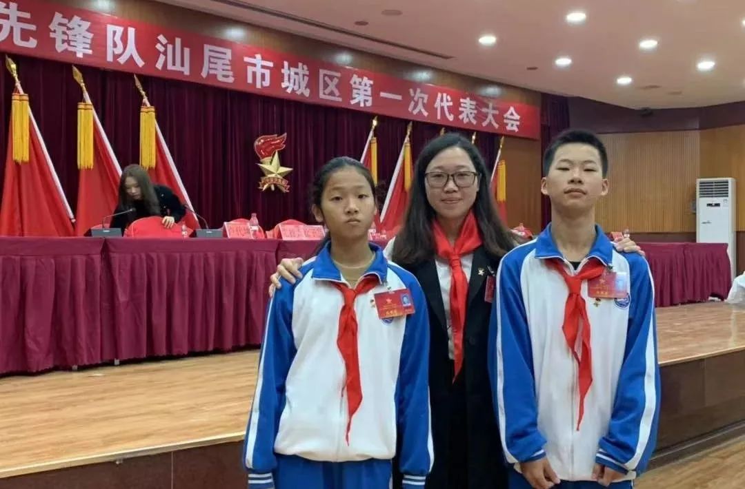 汕尾奎山小学,城区_大山谷图库