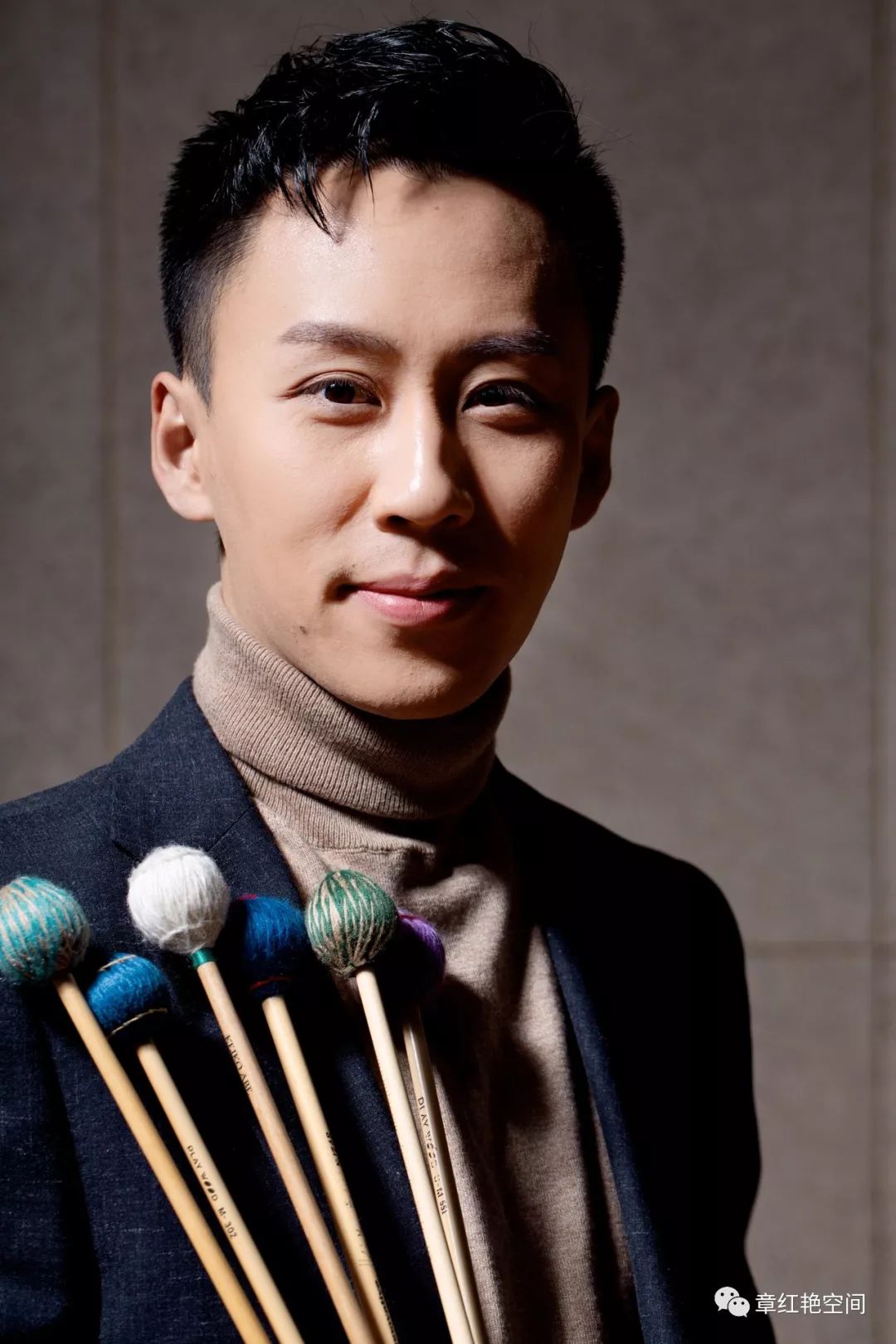 青年指挥家 葛亚南青年舞蹈家 高健著名琵琶演奏家