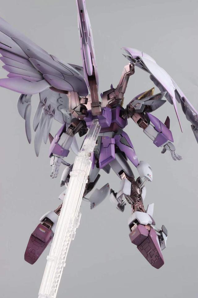 胶佬怎样庆祝结婚纪念日搞一台精涂爆甲掉毛飞翼高达吧