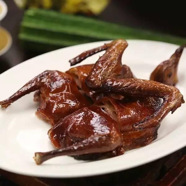 荔湾炭烤乳鸽