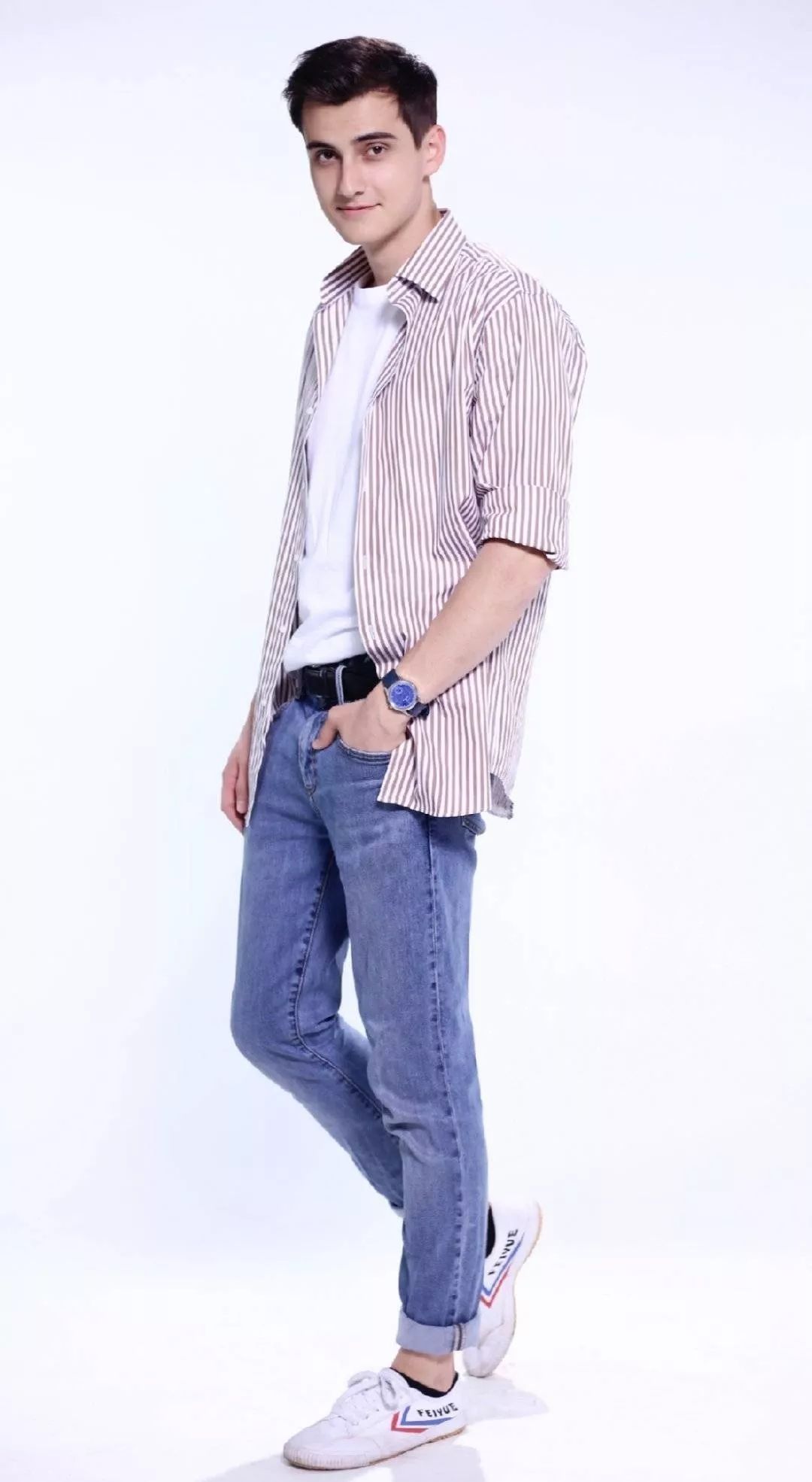 最美台球女裁判?这个宝藏女孩终于藏不住了