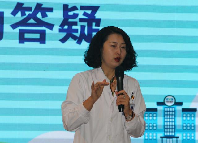 青少年近视怎么办?眼科专家:预防,检查,治疗三管齐下