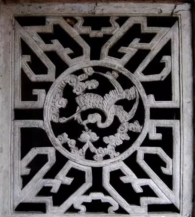 凝固的风情丨透过石窗探寻时光的秘密