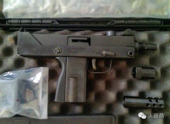 【黑叔叔最爱】mac-11冲锋枪