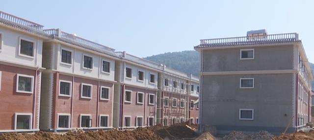 嵩明杨林镇"统规自建"解房忧