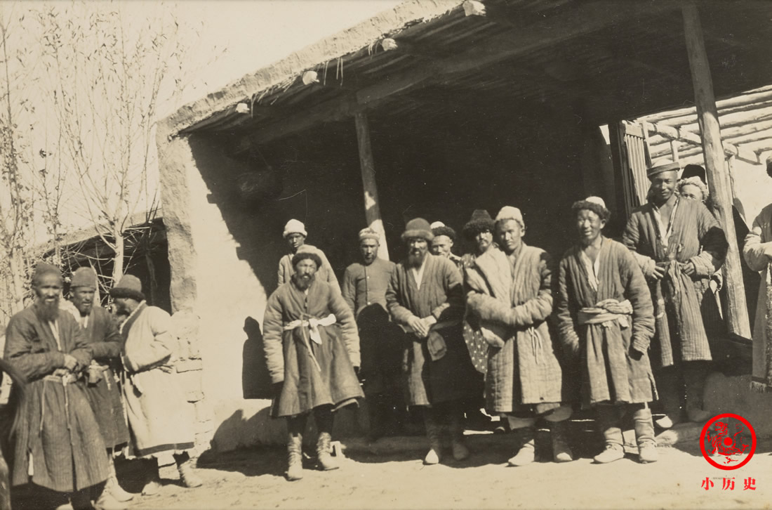 1915年老照片:民国骑兵队长穿着清朝军服