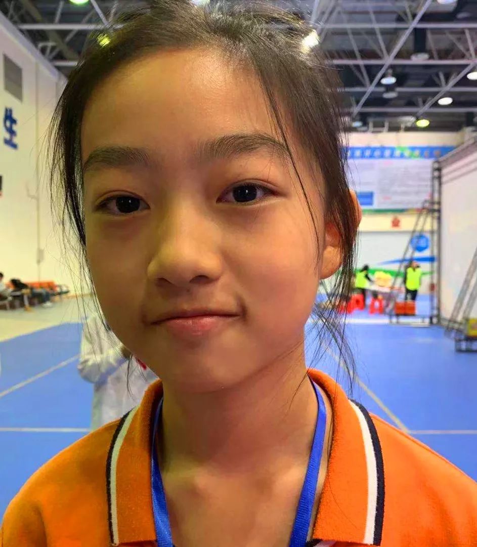 第六名:卓雅外国语学校小学部欧阳月第七名:三鑫凯茵学校毛晓彤第八名