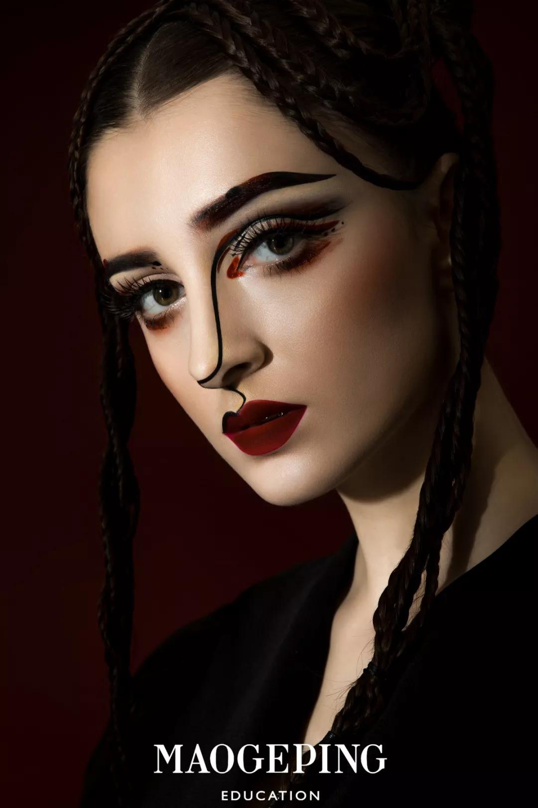 最新时尚复古彩妆大片出炉!冲击你的视觉神经!