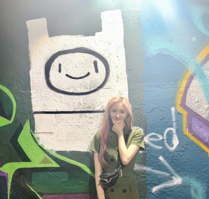 王子文晒假匡威被骂!还被官方打脸也太惨了!